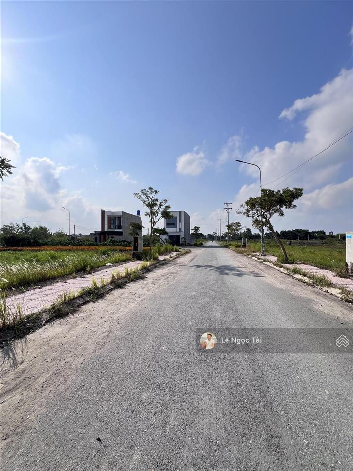 Đất khu dân cư thị trấn đức hoà dt 5x20m giá 1ty2