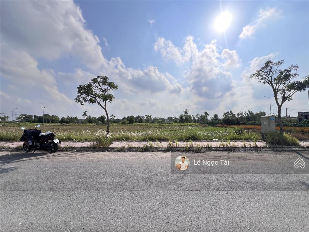 Đất khu dân cư thị trấn đức hoà dt 5x20m giá 1ty2