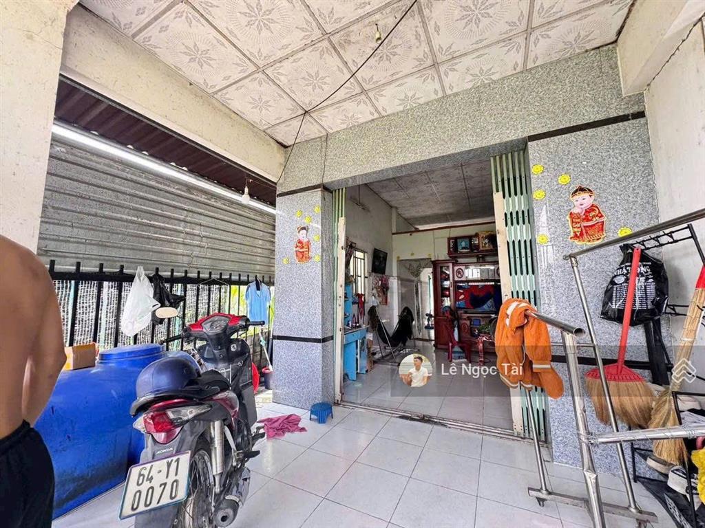 Nhà đức hoà đông 4x17m giá 950tr