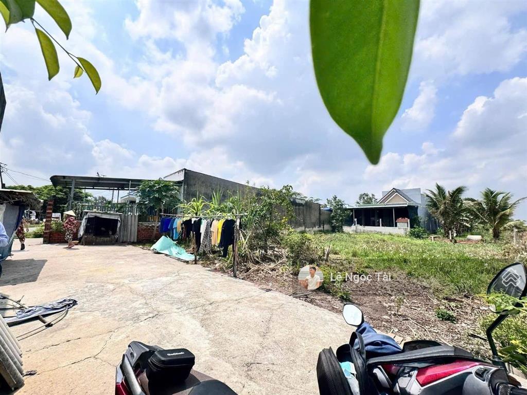 Đất thị trấn đức hoà 5x27m giá 790tr