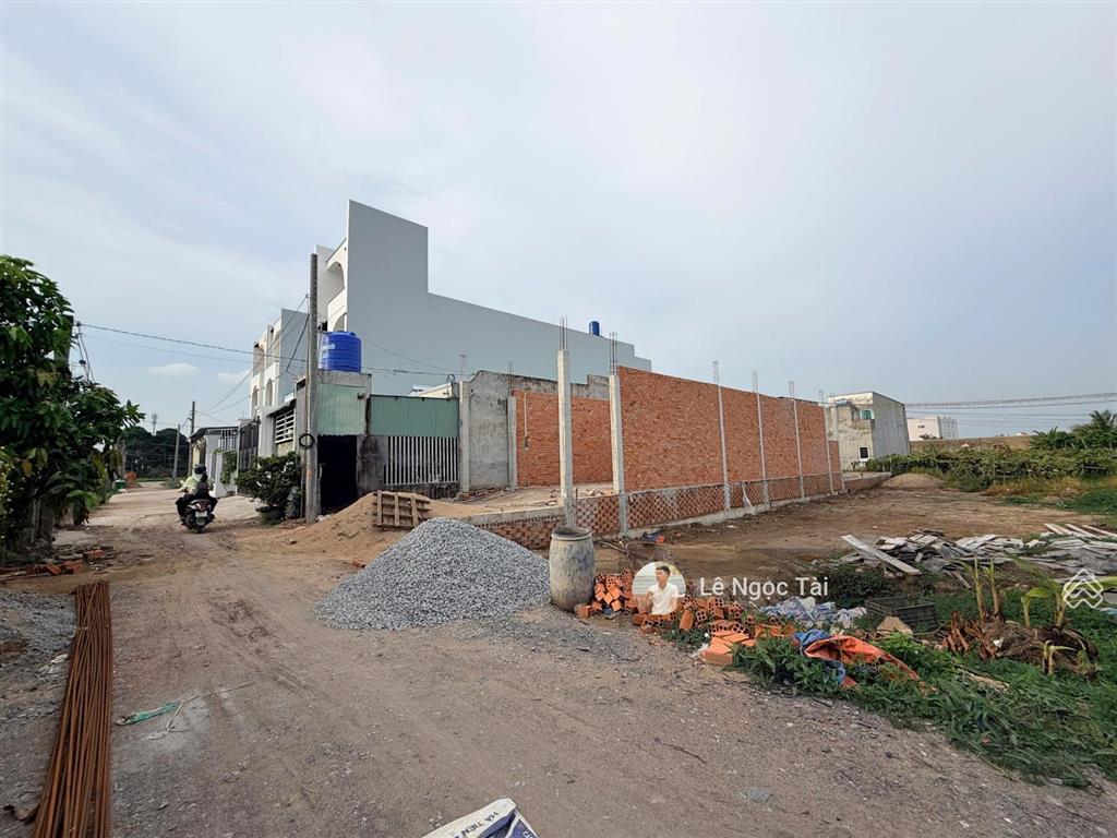 Đất sát tl 10 sát kcn tân đức 5x35m giá 1tỷ260