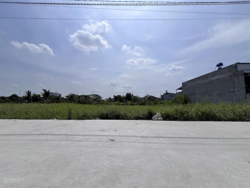 Đất sát kcn tân đức, dt 5x21m. giá 1tỷ180