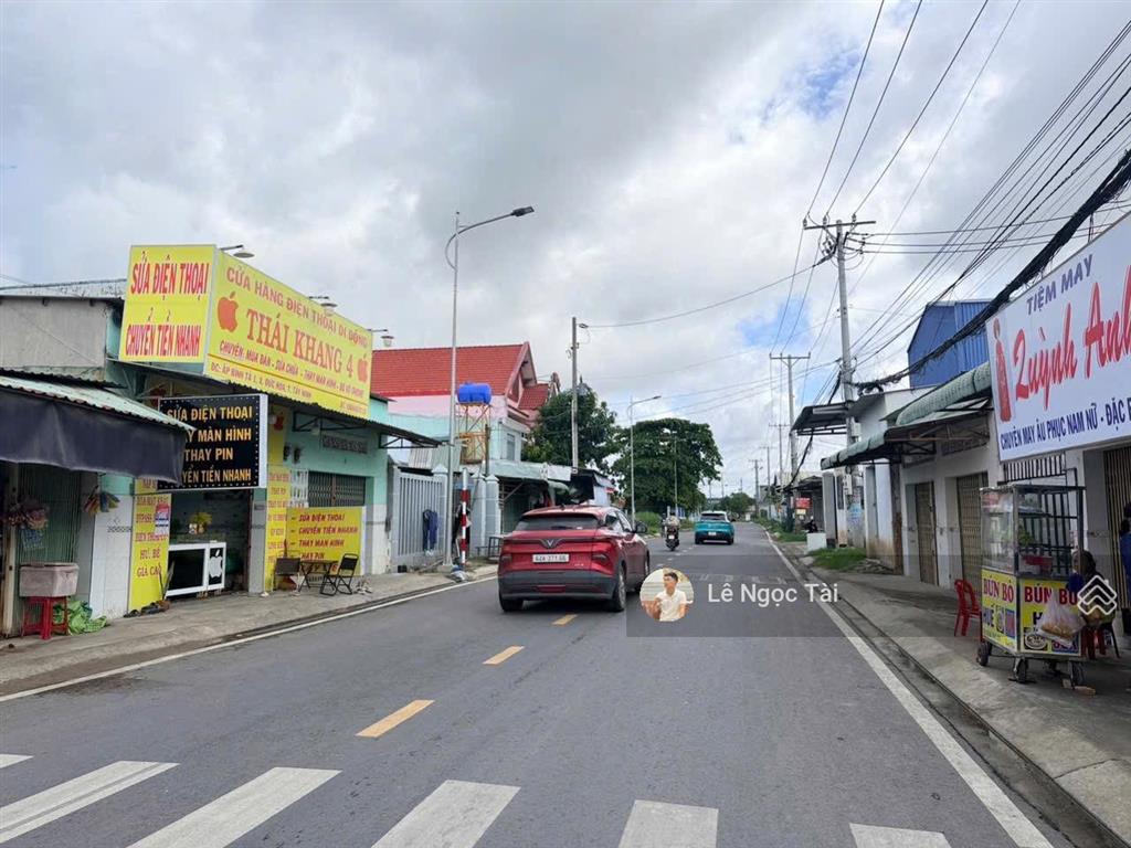Nhà sau lưng acb đức hòa hạ 5x18m giá 1 tỷ 580
