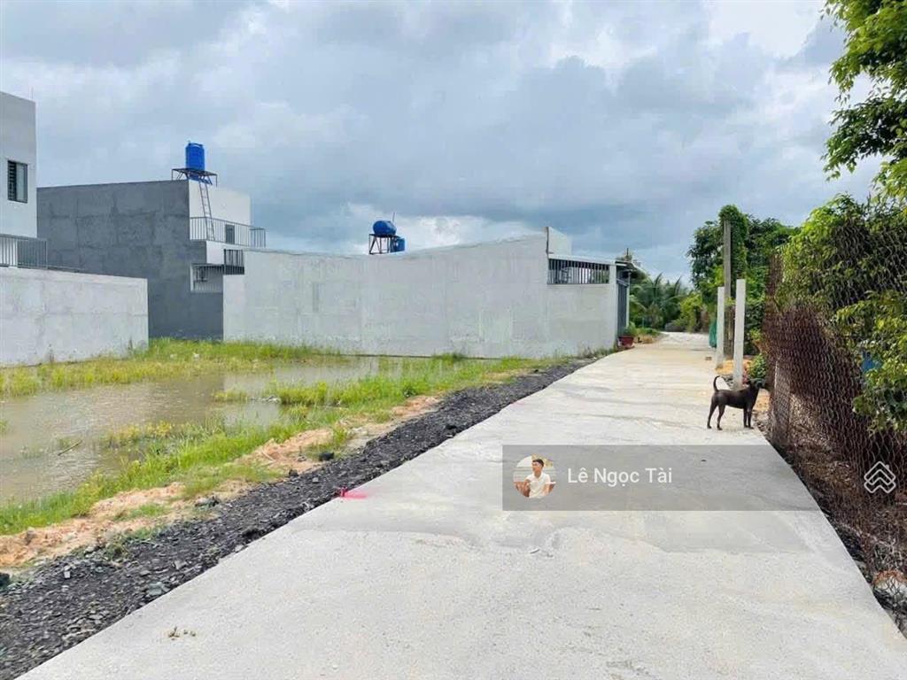 Đất đức hòa đông đường bê tông 10x20m giá 1ty250