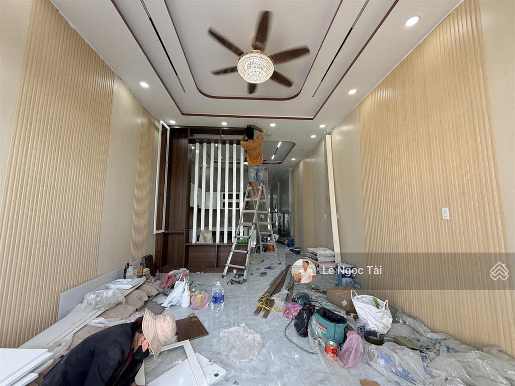 Nhà đức hoà hạ có hoàn công 4,2x31m giá 1ty790 có hoàn công