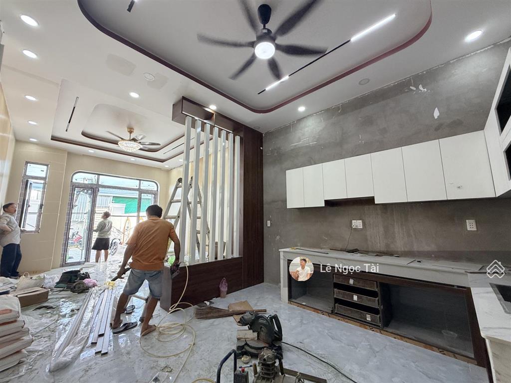 Nhà đức hoà hạ có hoàn công 4,2x31m giá 1ty790 có hoàn công
