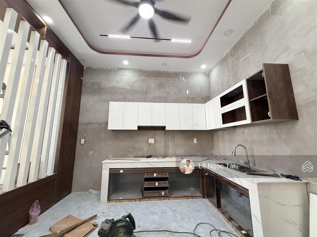 Nhà đức hoà hạ có hoàn công 4,2x31m giá 1ty790 có hoàn công