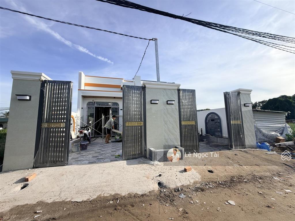 Nhà đức hoà hạ có hoàn công 4,2x31m giá 1ty790 có hoàn công