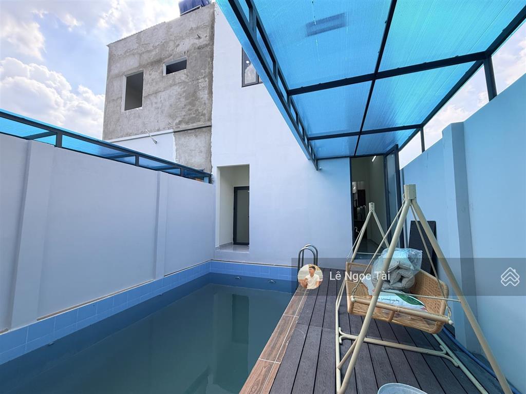 Nhà đức hòa đông có hồ bơi 5x28m giá 2ty550 có 3 phòng ngủ 3 vệ sinh