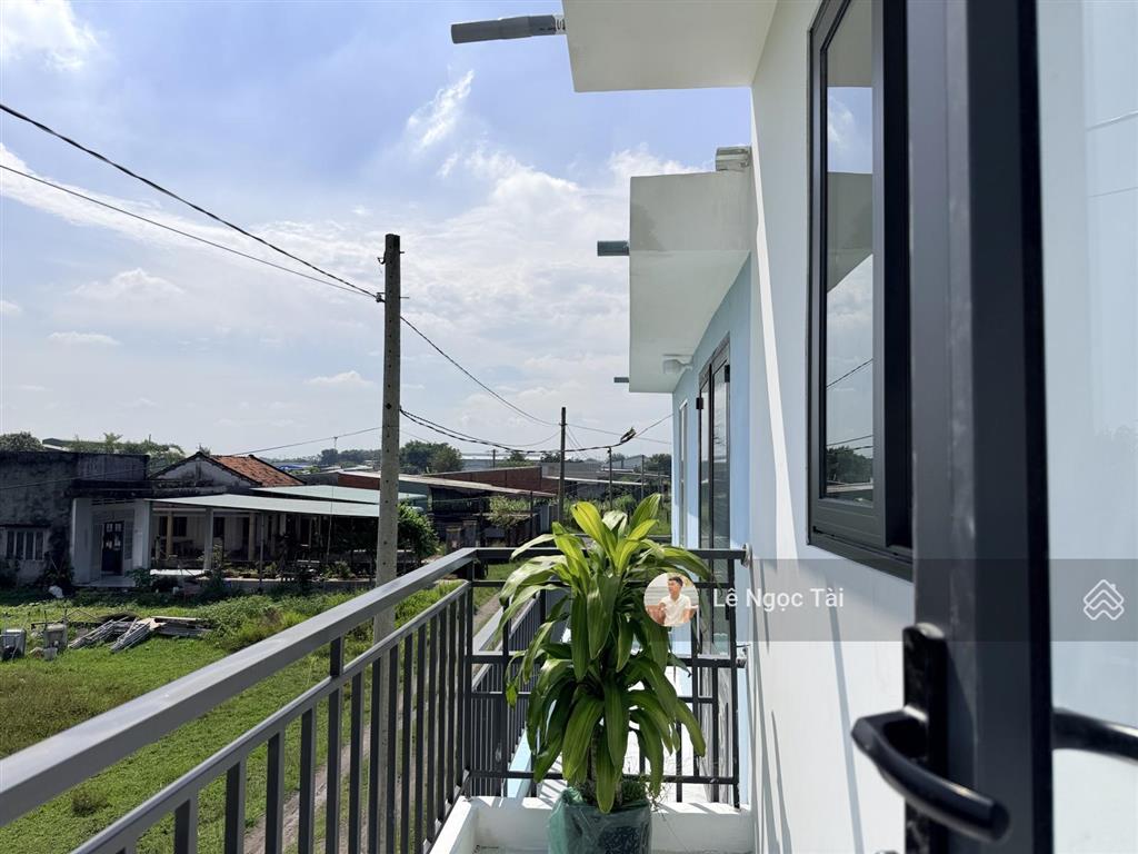 Nhà 1 trệt 1 lầu đức hòa đường ô tô giá 1 tỷ 050