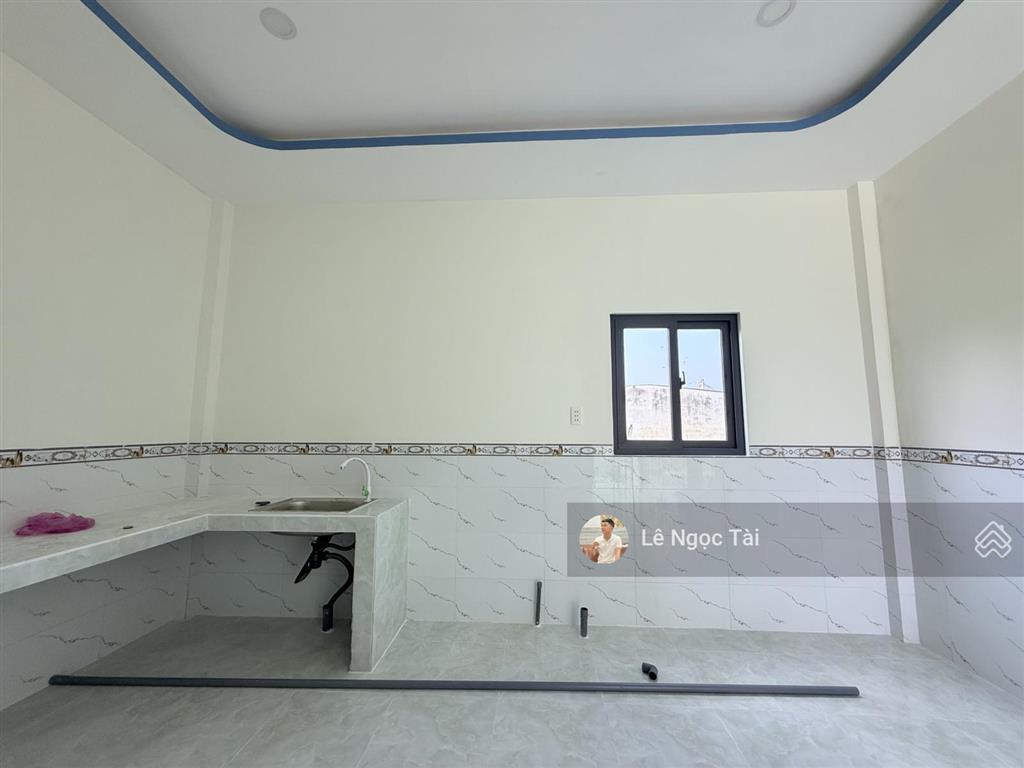 Nhà 1 trệt 1 lầu đức hòa đường ô tô giá 1 tỷ 050