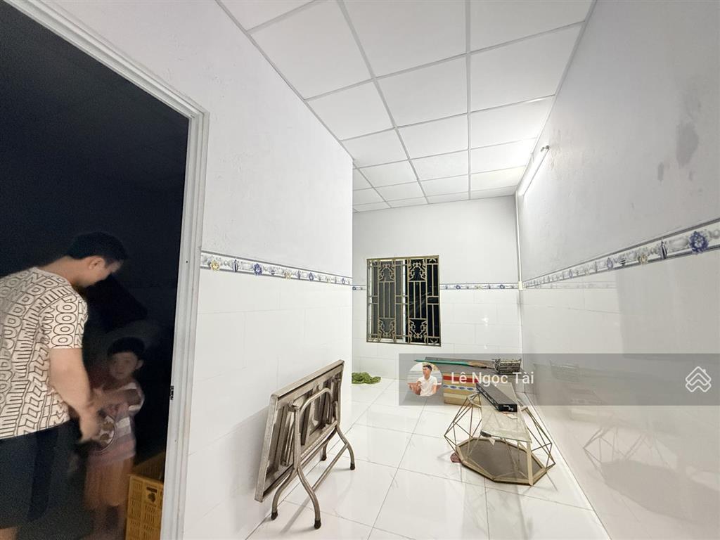 Nhà đức hòa hạ 1 trệt 1 lửng 5x12m giá 1 tỷ 2 đường bê tông