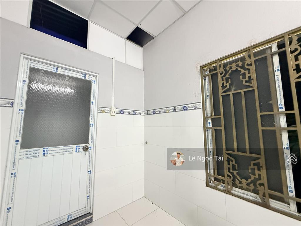 Nhà đức hòa hạ 1 trệt 1 lửng 5x12m giá 1 tỷ 2 đường bê tông