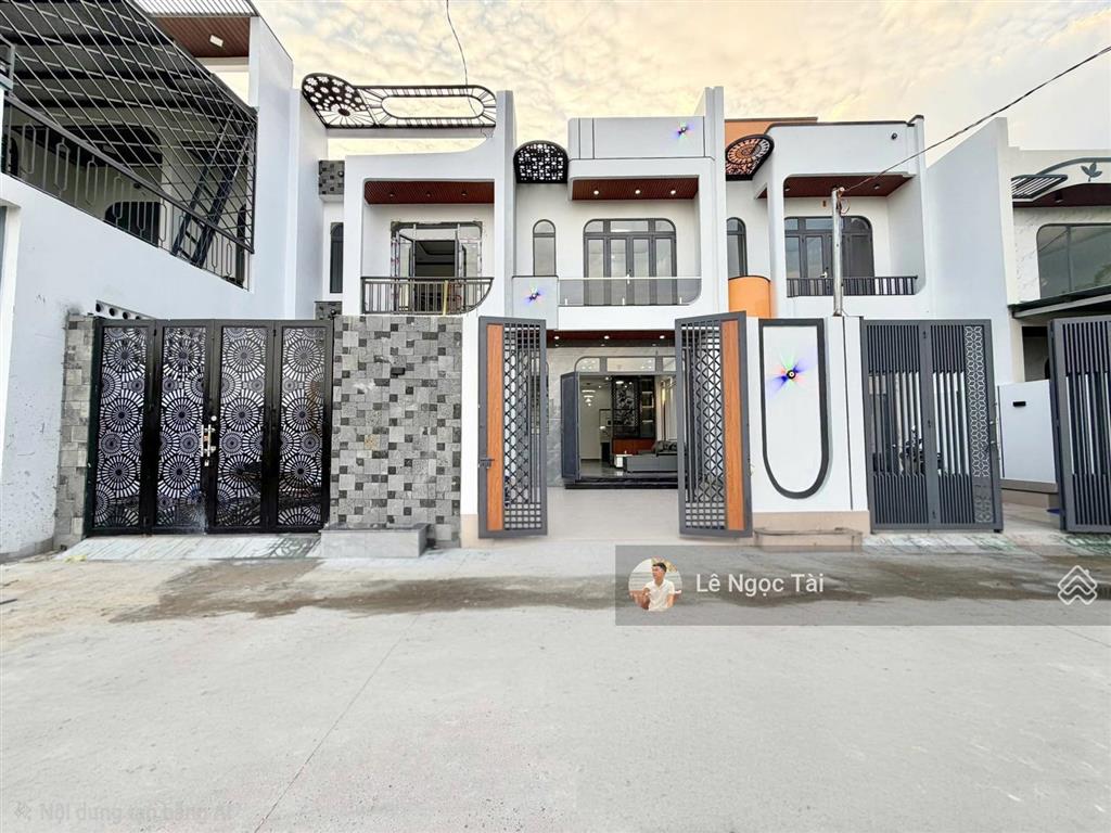 Nhà sát chợ chiều 5x22m kết cấu 3 phòng ngủ 3 vệ sinh