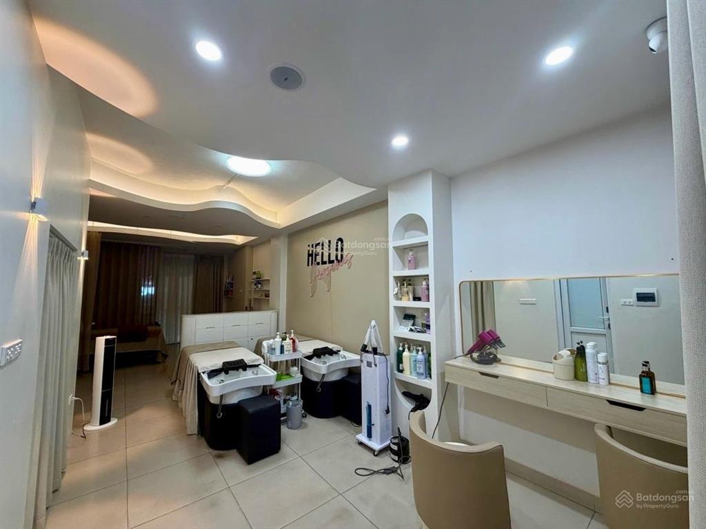 Bán nhà mặt phố trung tâm ba đình 50m 6 tầng có hầm 38 tỷ thương lượng