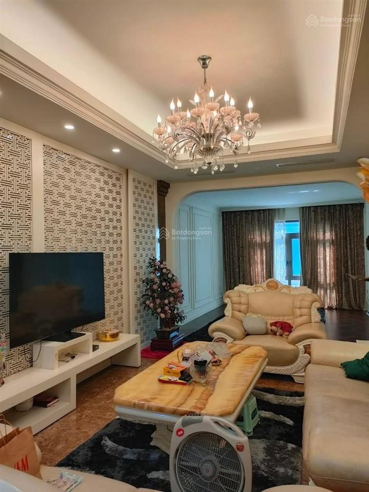 Bán nhà mặt phố liên trì, hoàn kiếm 110m 6 tầng thang máy gần hồ
