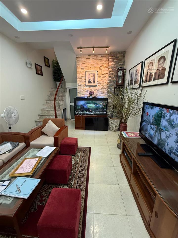 Bán nhà mặt phố vip hoàn kiếm  phố lý đạo thành cổ tân 6 tầng mt 4,1m 38 tỷ tl trực tiếp