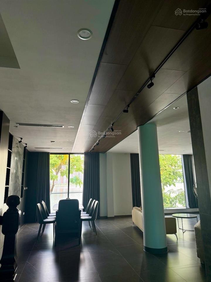Bán nhà mặt phố nhật chiêu cạnh 2 con rồng view hồ tây 86m x 6 tầng