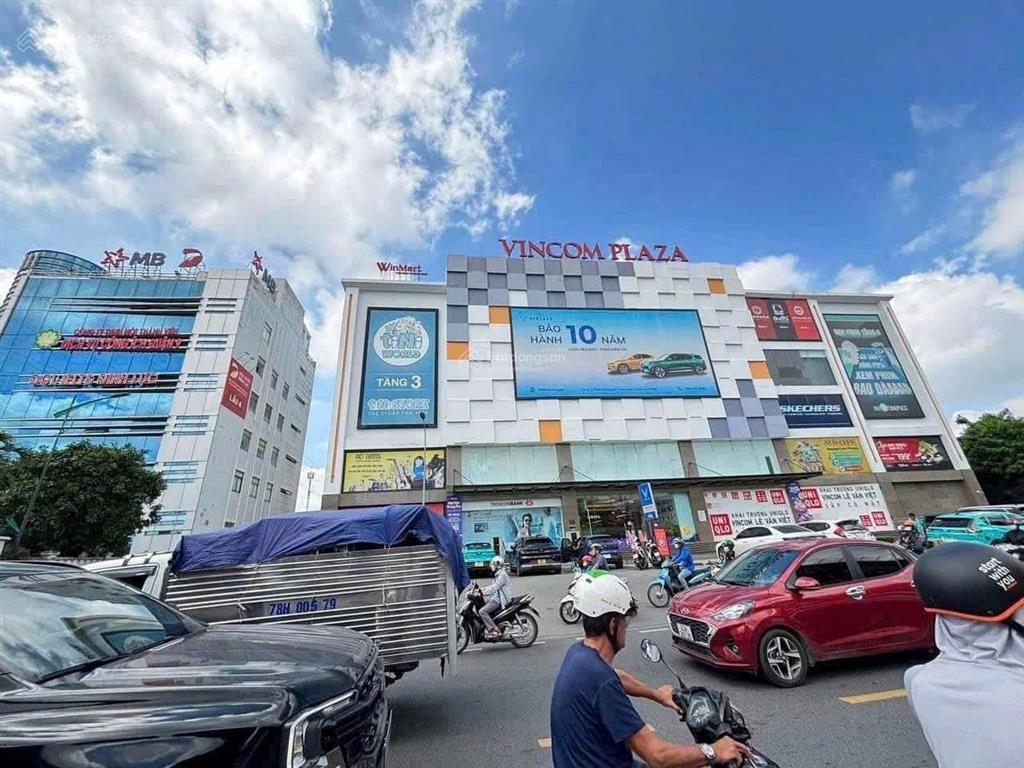Nhà mặt tiền hiệp phú  chỉ 3,x tỷ  vừa ở vừa kinh doanh gần vincom, metro, lê văn việt
