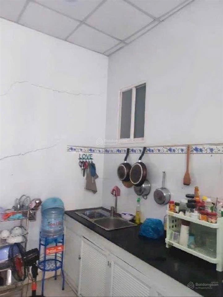Hơn 6 tỷ, trả 5.6 tỷ không bán, nay bán chỉ 5 tỷ nhỏ  90m2  ngang 9m  khu phân lô  lê văn việt