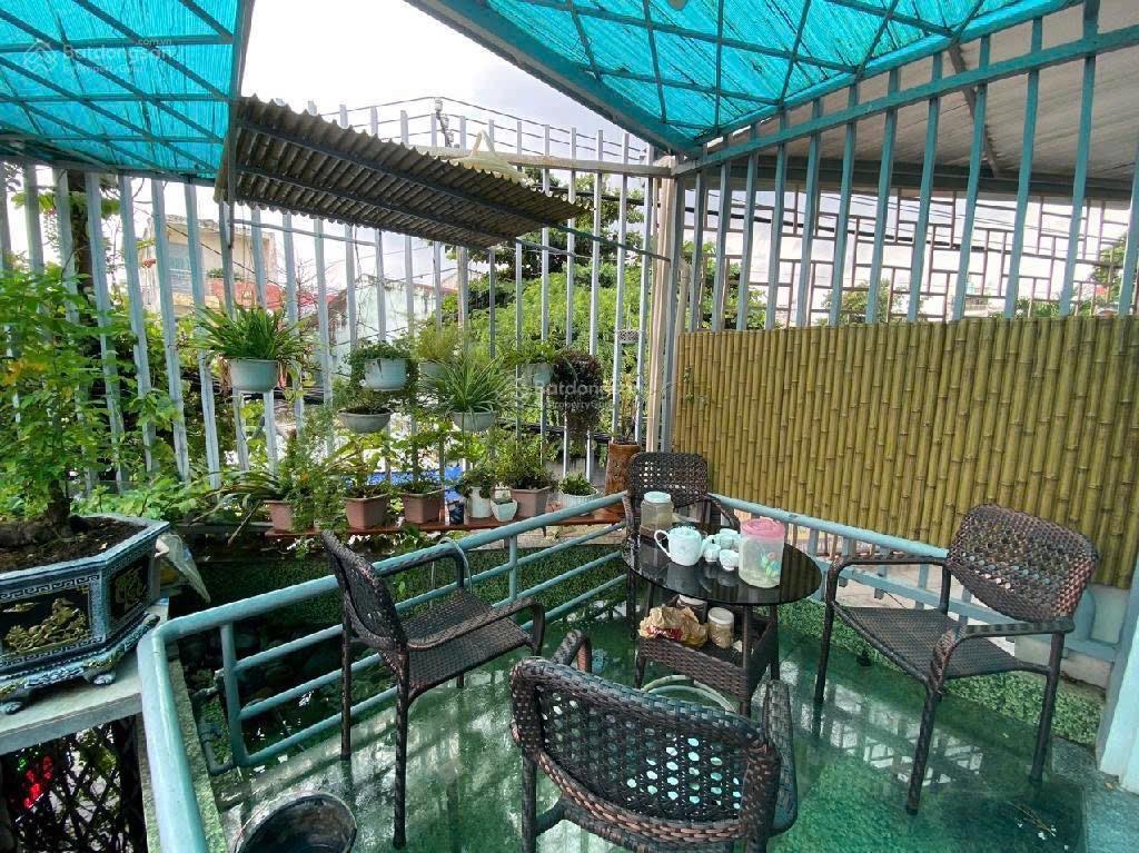 Bán nhà 4 tầng 70m2 mặt tiền 385 lê văn việt q9 giá sốc chỉ còn 7 tỷ (giảm từ 9 tỷ)