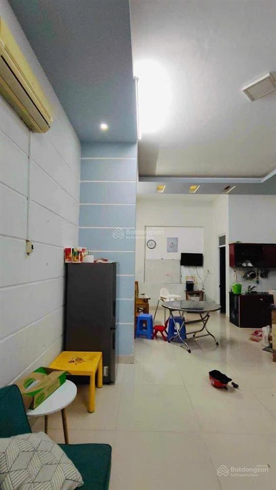 Chỉ 4,999tỷ  khu xây 4 tầng  ngang 7m, 132m2, đất tặng nhà ngay xa lộ hà nội  metro q9