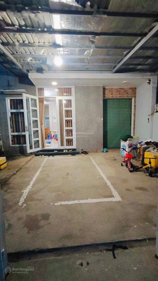 Chỉ 4,999tỷ  khu xây 4 tầng  ngang 7m, 132m2, đất tặng nhà ngay xa lộ hà nội  metro q9