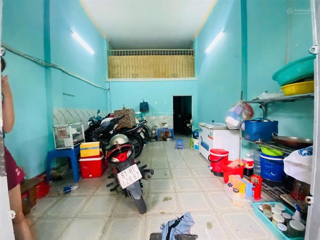 Chỉ 5,4 tỷ  tăng nhơn phú a  lê văn việt  mặt tiền gần chợ  72m2