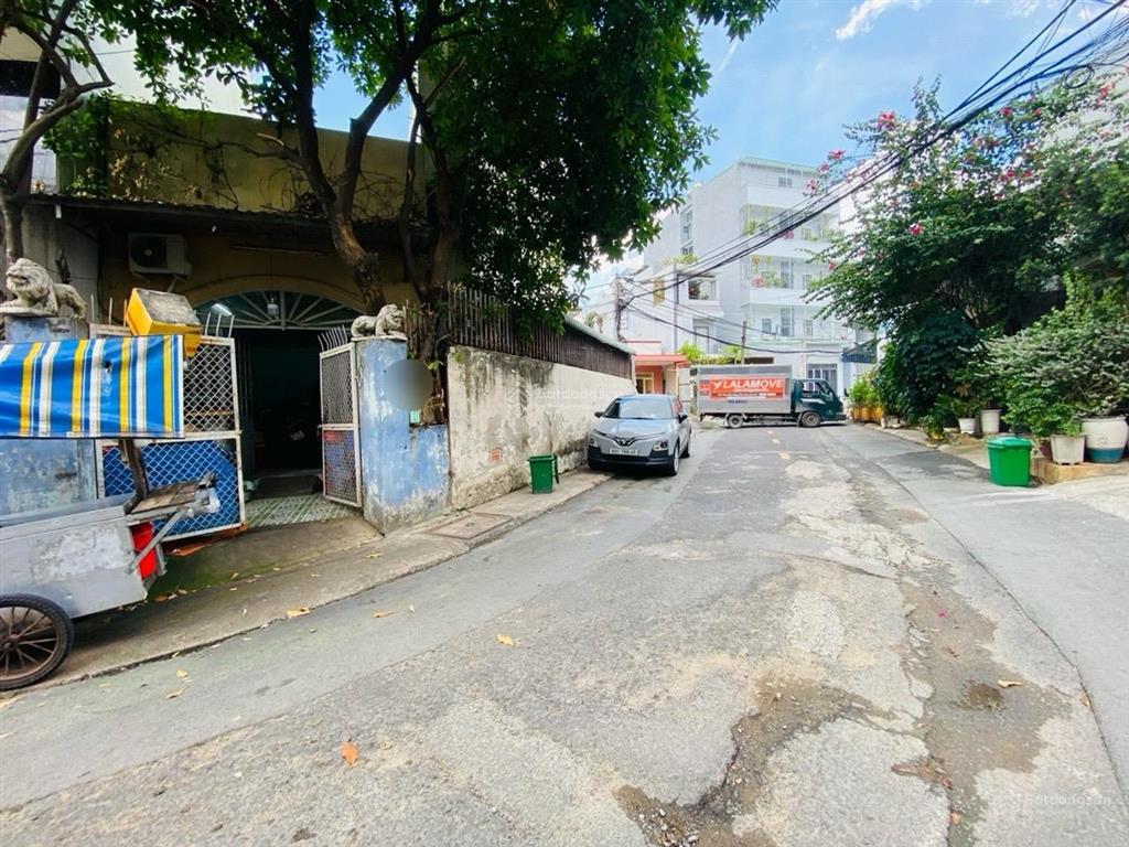 Chỉ 5,4 tỷ  tăng nhơn phú a  lê văn việt  mặt tiền gần chợ  72m2