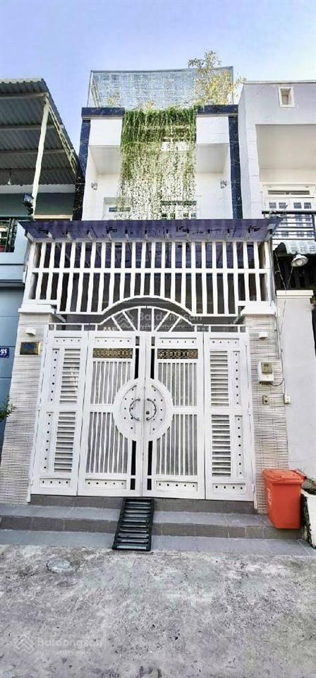 Rẻ 3,9 tỷ  nhà 3 tầng  đường xe tải  cho thuê 6.5tr  quận 9