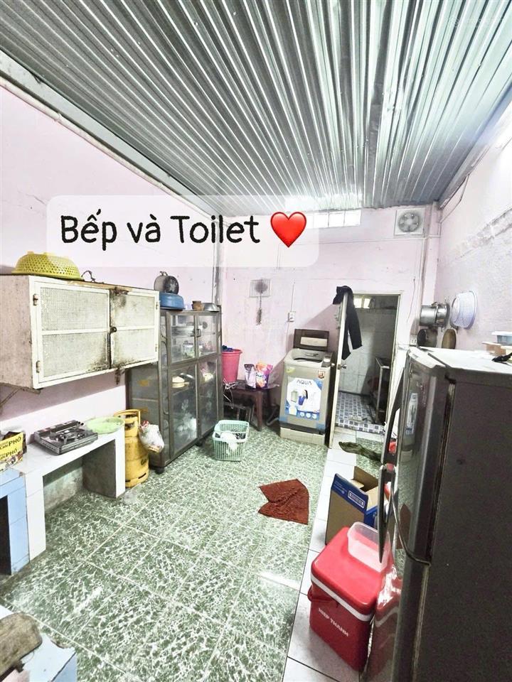Chỉ 3,6 tỷ  trương văn thành  hiệp phú  2 tầng  5 pn  54m2 đất  82m2 sàn