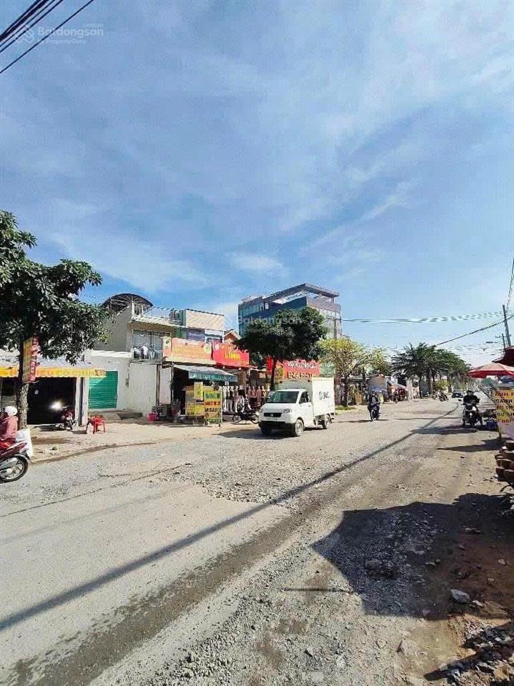 9 tỷ còn 7,5 tỷ  mặt tiền kinh doanh lò lu 96m2 thổ đang mở rộng 30m cạnh lã xuân oai q9