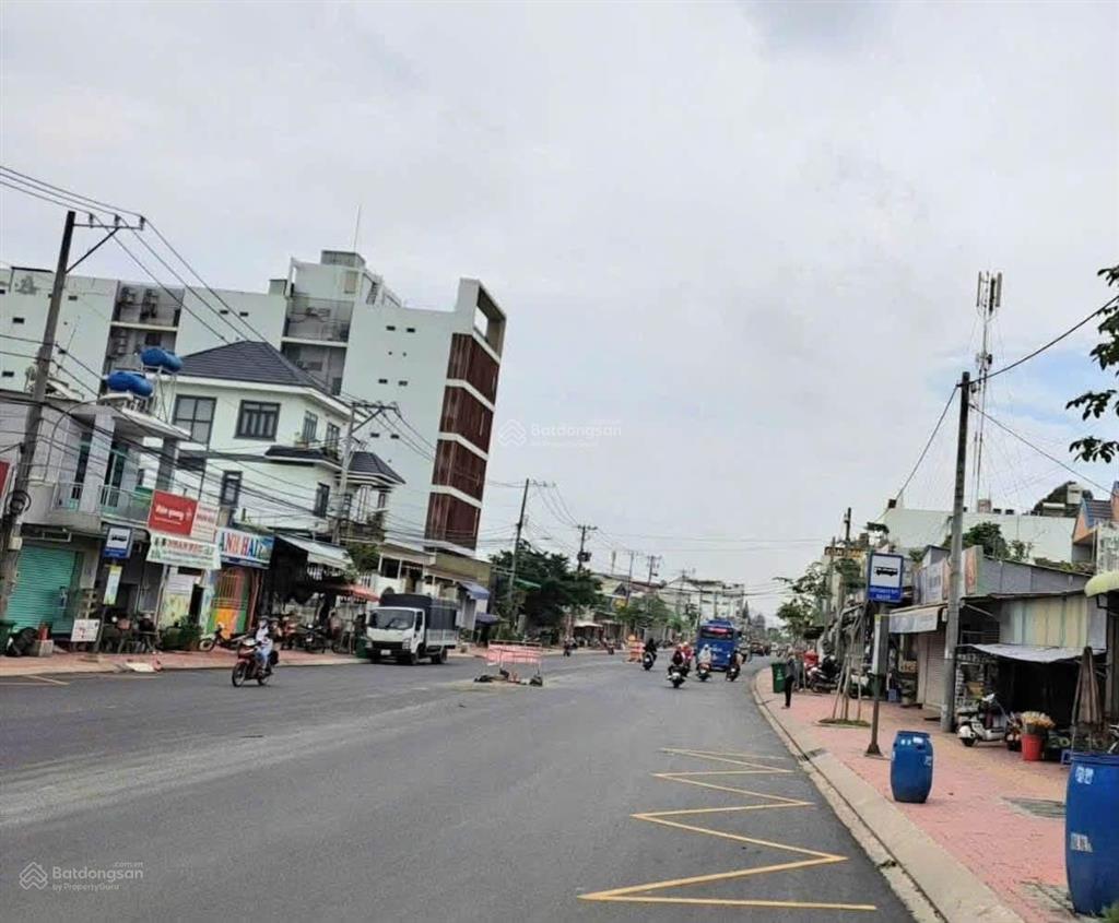 9 tỷ còn 7,5 tỷ  mặt tiền kinh doanh lò lu 96m2 thổ đang mở rộng 30m cạnh lã xuân oai q9