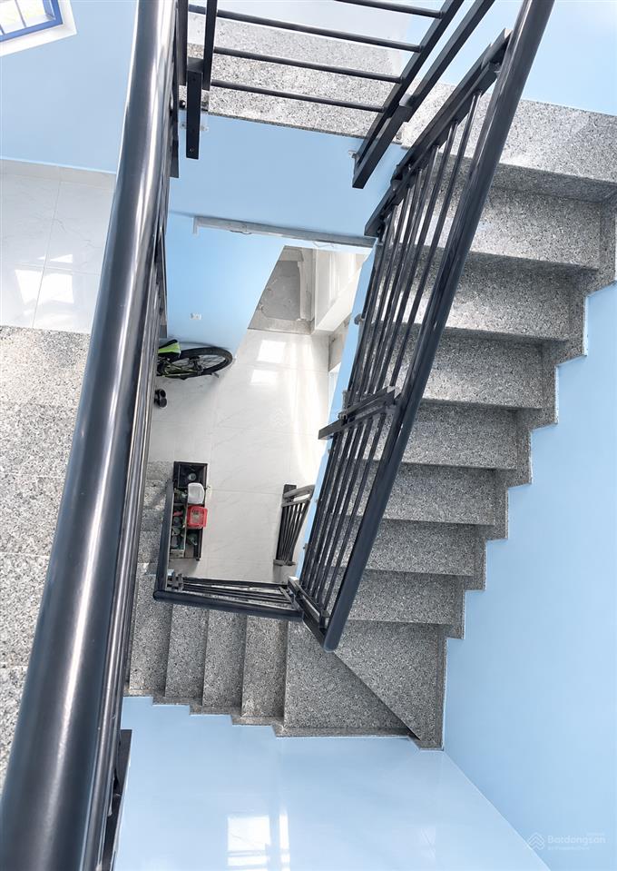Bán chdv ngang 8m gần lê văn việt quận 9 126m2 nhỉnh 6 tỷ cho thuê 25tr/tháng