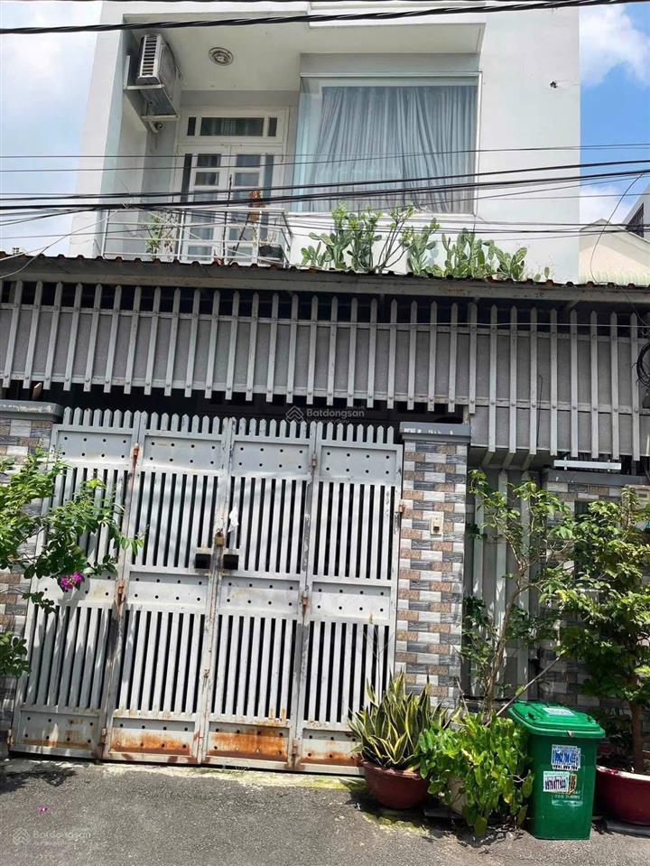 Bán nhà 100m2 5x20 đường 6m ngay hoa lư kiến thiết q9 giá 5 tỷ