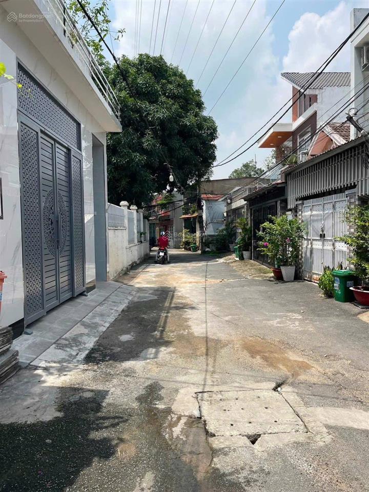 Bán nhà 100m2 5x20 đường 6m ngay hoa lư kiến thiết q9 giá 5 tỷ