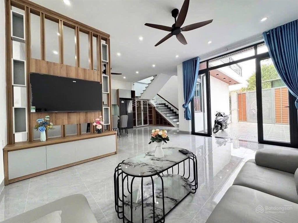 Chủ giảm 200tr! bán biệt thự xây mới gần kdl bửu long đường trước nhà 8m
