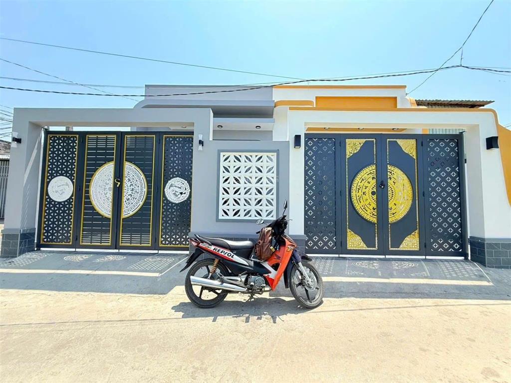 Chỉ 300 triệu nhận nhà full thổ cư 90m, ngay trung tâm phường tân triều  giá full 1ty490