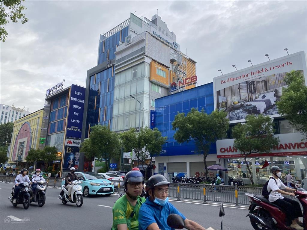 Toà nhà văn phòng nguyễn văn trỗi,phú nhuận. dt 5.5 x 12m, 8 tầng. hđt 80tr/th. giá 28 tỷ