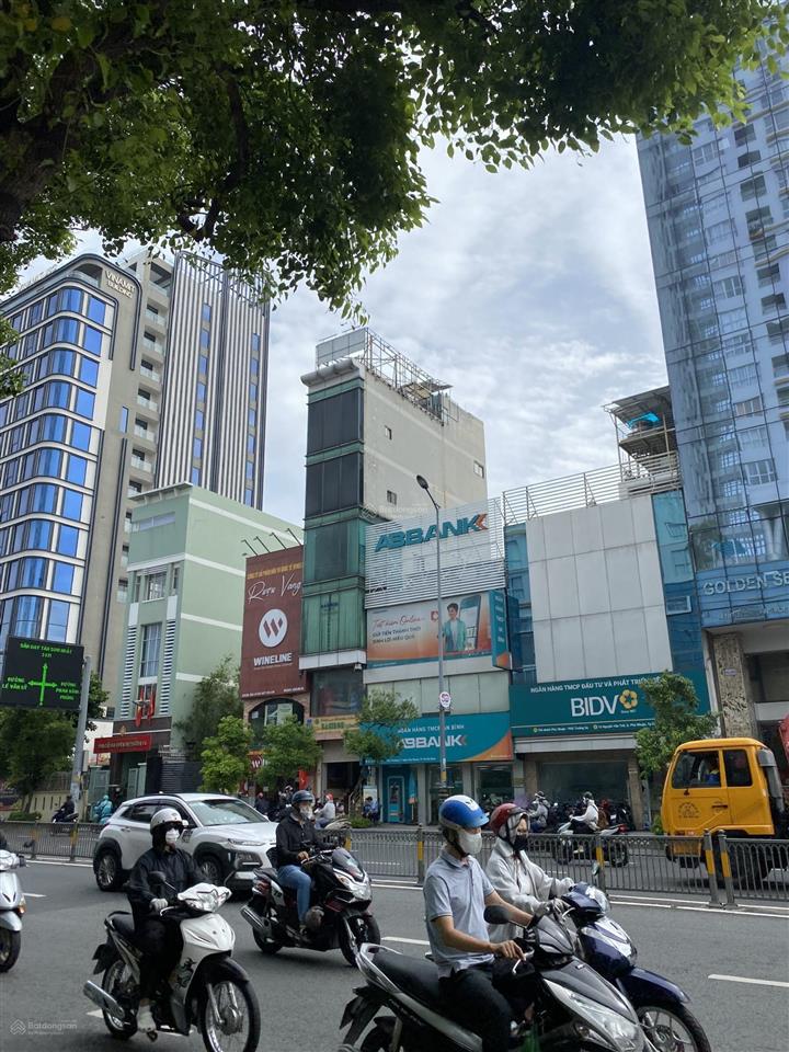 Toà nhà văn phòng nguyễn văn trỗi,phú nhuận. dt 5.5 x 12m, 8 tầng. hđt 80tr/th. giá 28 tỷ