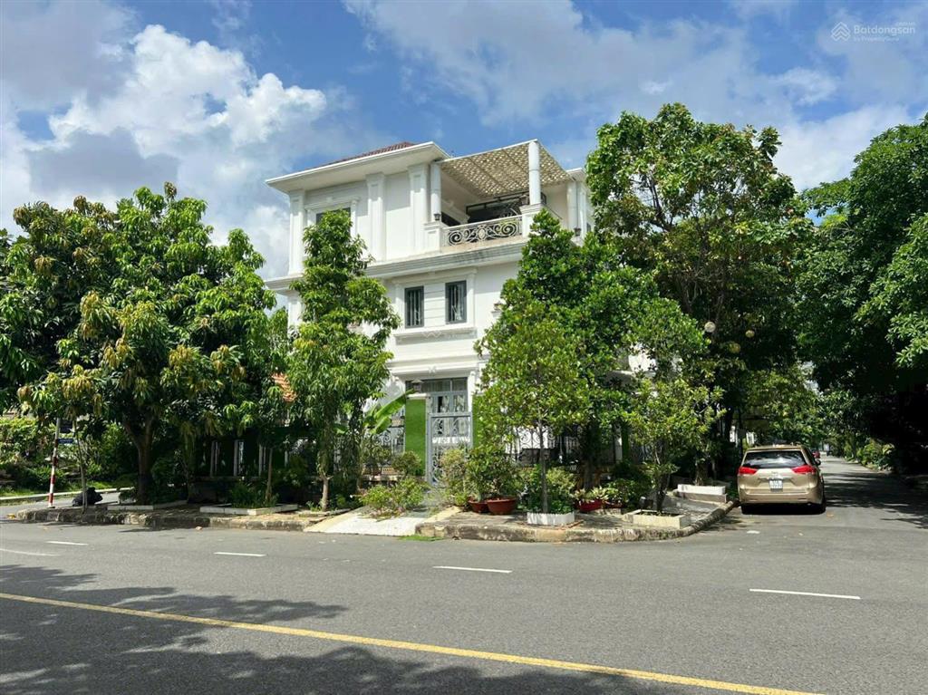 Siêu phẩm biệt thự đơn lập góc 3 mặt tiền  nam thông 2, phú mỹ hưng