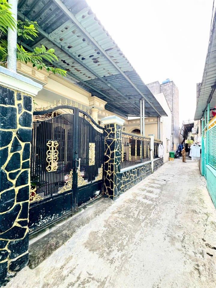 Bán nhà shr, dt cực lớn 132m2, full thổ cư