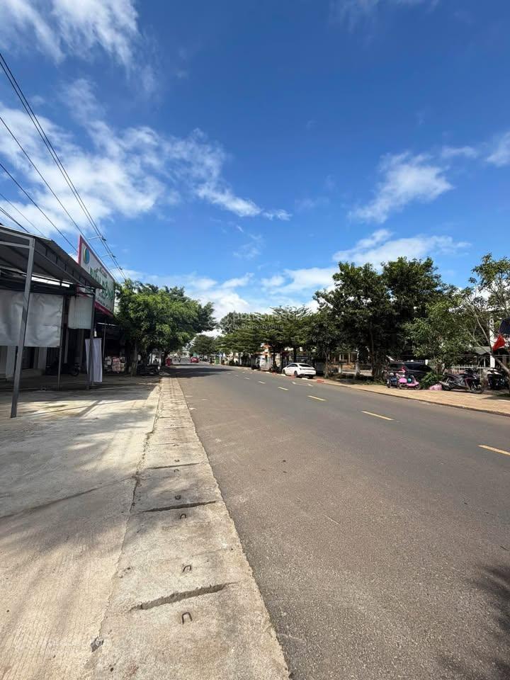 Chính chủ bán đất đối diện trường học lê lai 900 triệu 125m²