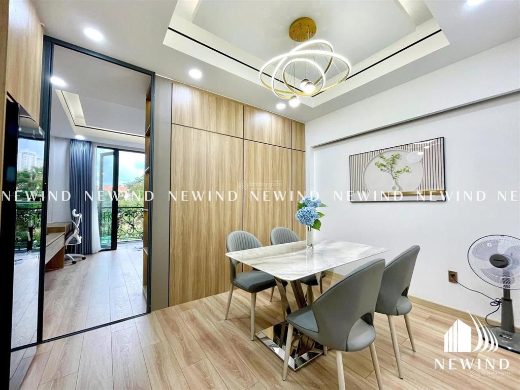 Căn hộ dịch vụ 1 phòng ngủ bancon full nội thất ngay sát lotte quận 7