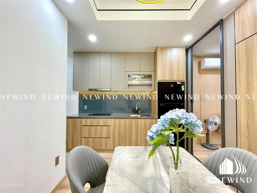 Căn hộ dịch vụ 1 phòng ngủ bancon full nội thất ngay sát lotte quận 7