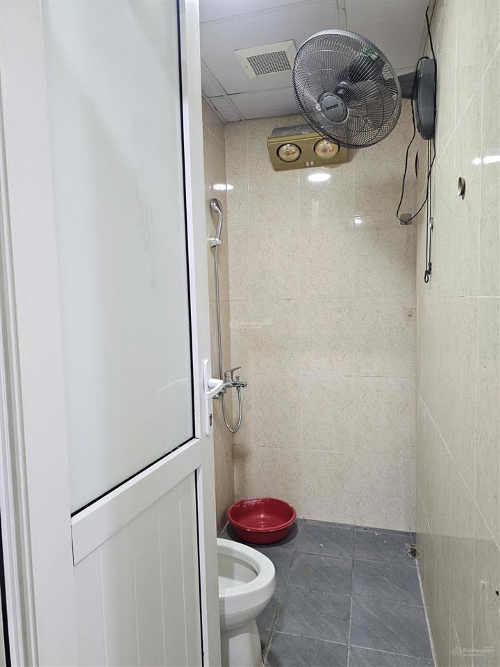 Tôi cần bán nhanh căn góc 67m2, 2 ngủ, tòa the vesta, sổ đỏ, giá 4.x tỷ,  0869 478 ***