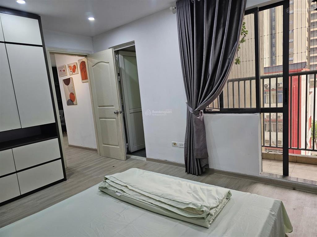 Tôi cần bán nhanh căn góc 67m2, 2 ngủ, tòa the vesta, sổ đỏ, giá 4.x tỷ,  0869 478 ***