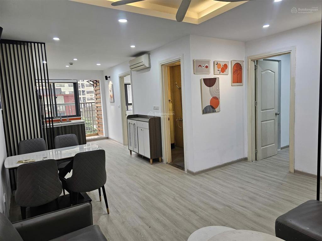 Tôi cần bán nhanh căn góc 67m2, 2 ngủ, tòa the vesta, sổ đỏ, giá 4.x tỷ,  0869 478 ***