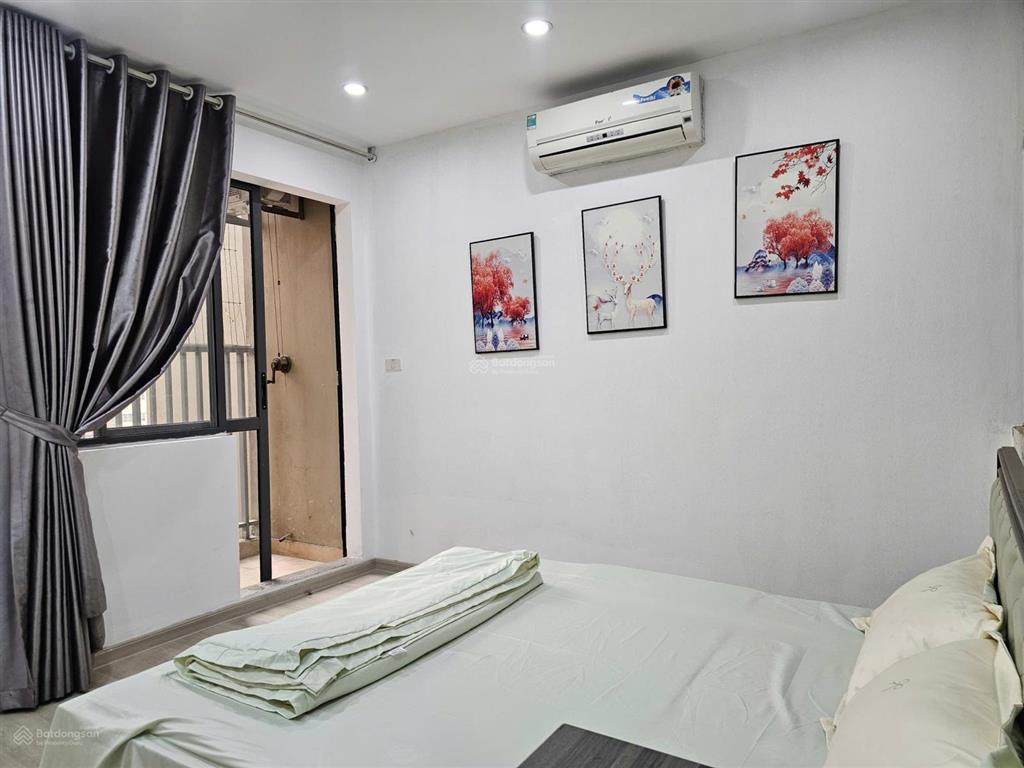 Tôi cần bán nhanh căn góc 67m2, 2 ngủ, tòa the vesta, sổ đỏ, giá 4.x tỷ,  0869 478 ***