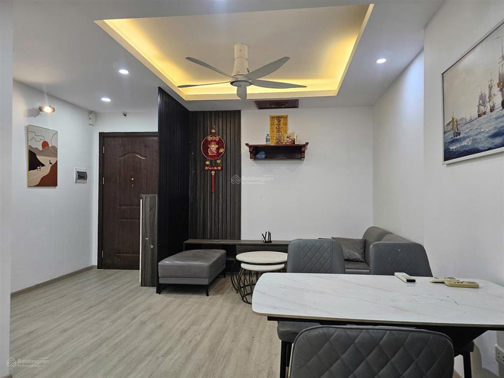 Tôi cần bán nhanh căn góc 67m2, 2 ngủ, tòa the vesta, sổ đỏ, giá 4.x tỷ,  0869 478 ***